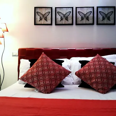 Malu' Nocleg ze śniadaniem 4*