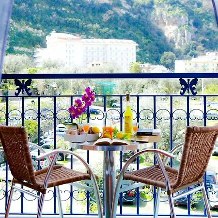 Malu' לינה וארוחת בוקר סורנטו